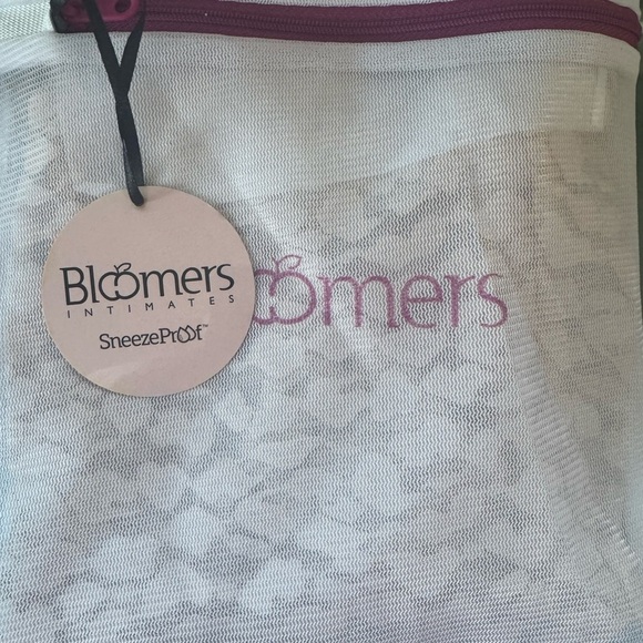 BLOOMERS “sexy granny panties” Cougar lace/Her Highness SneezeProof in “latte”: - Picture 6 of 14